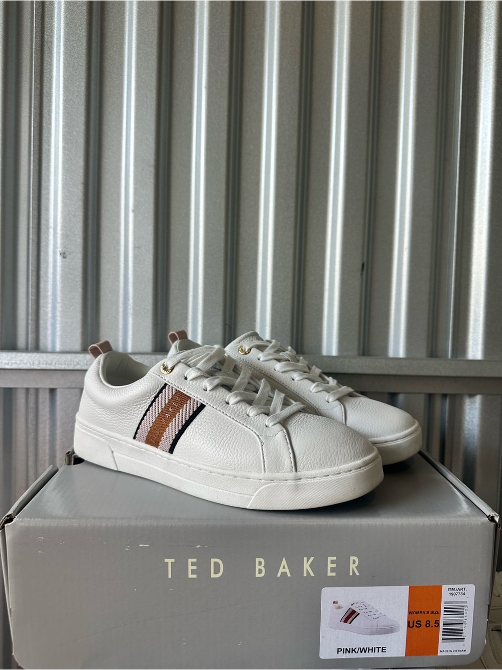 Ted Baker White Sneakers with Pink/White size 8.5